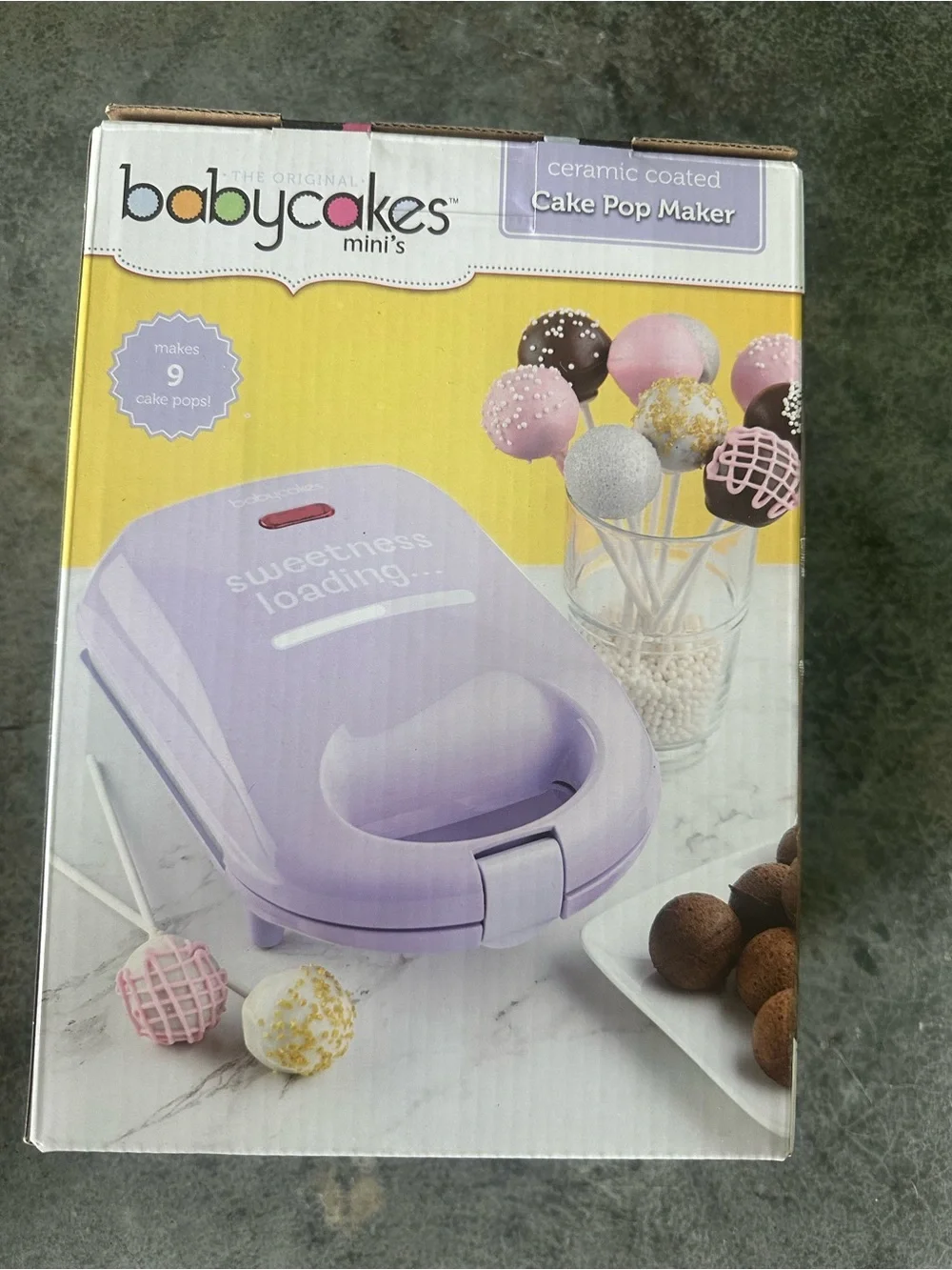Babycakes mini- Purple cake-pop maker